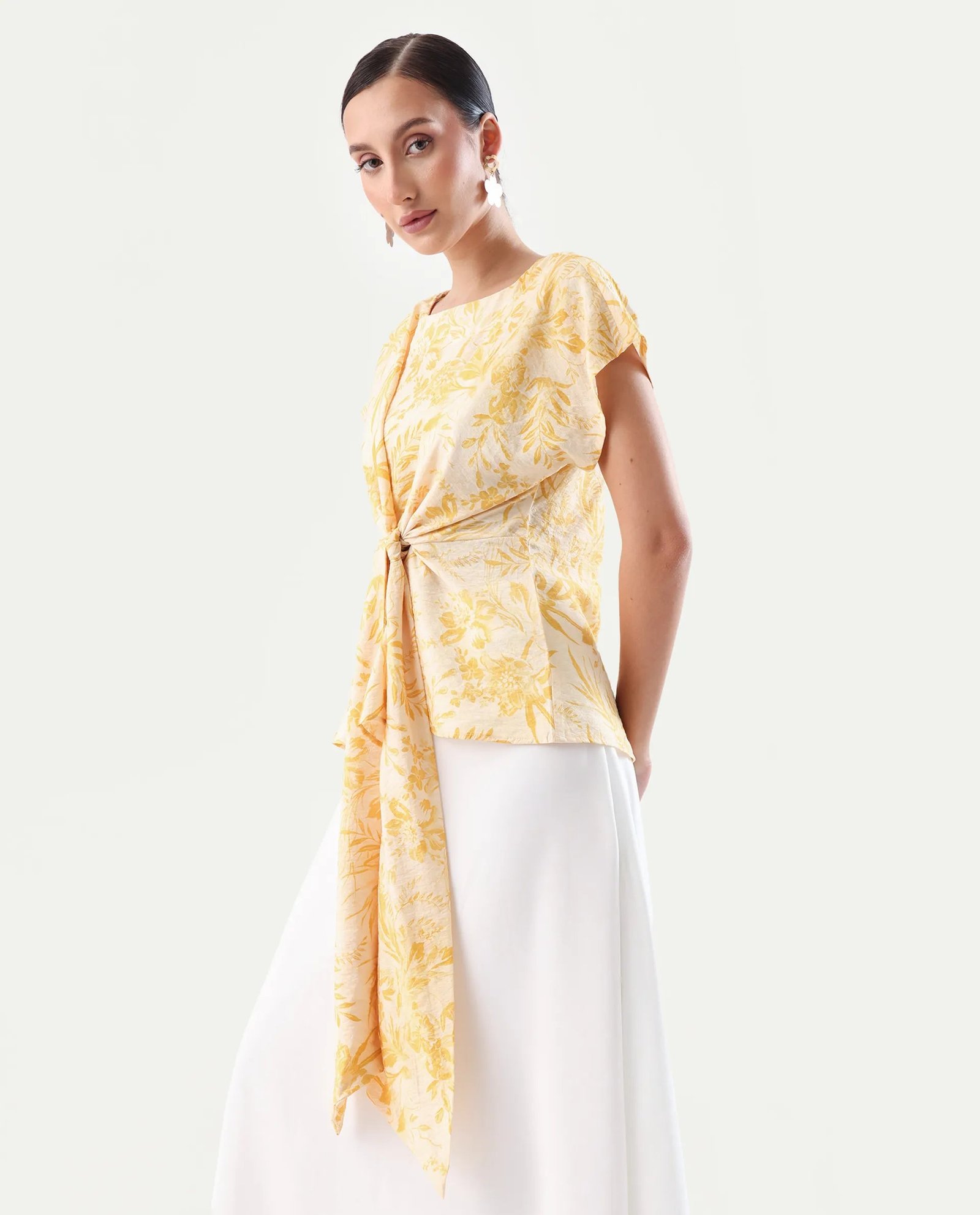 Rareism Women's Nuand Beige Viscose Blend V-Neck Regular Fit Top - Image 4