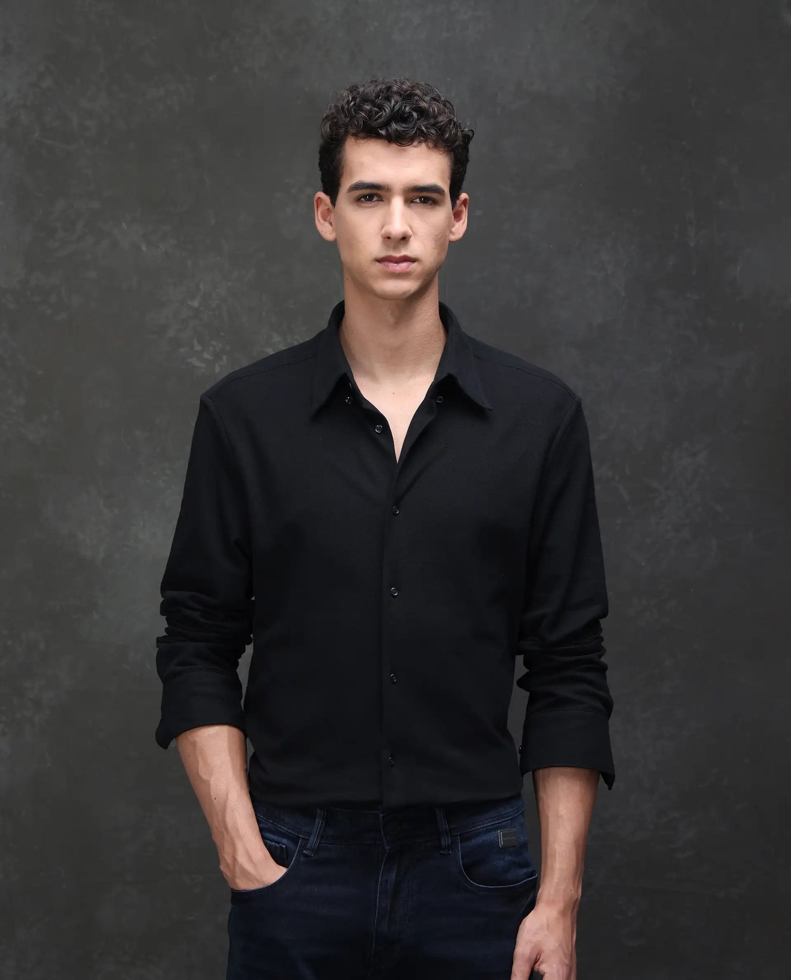 Rare Rabbit Men's Vane-25 Black Cotton Plain Regular Fit Full Sleeve Button-Down Collar Shirt